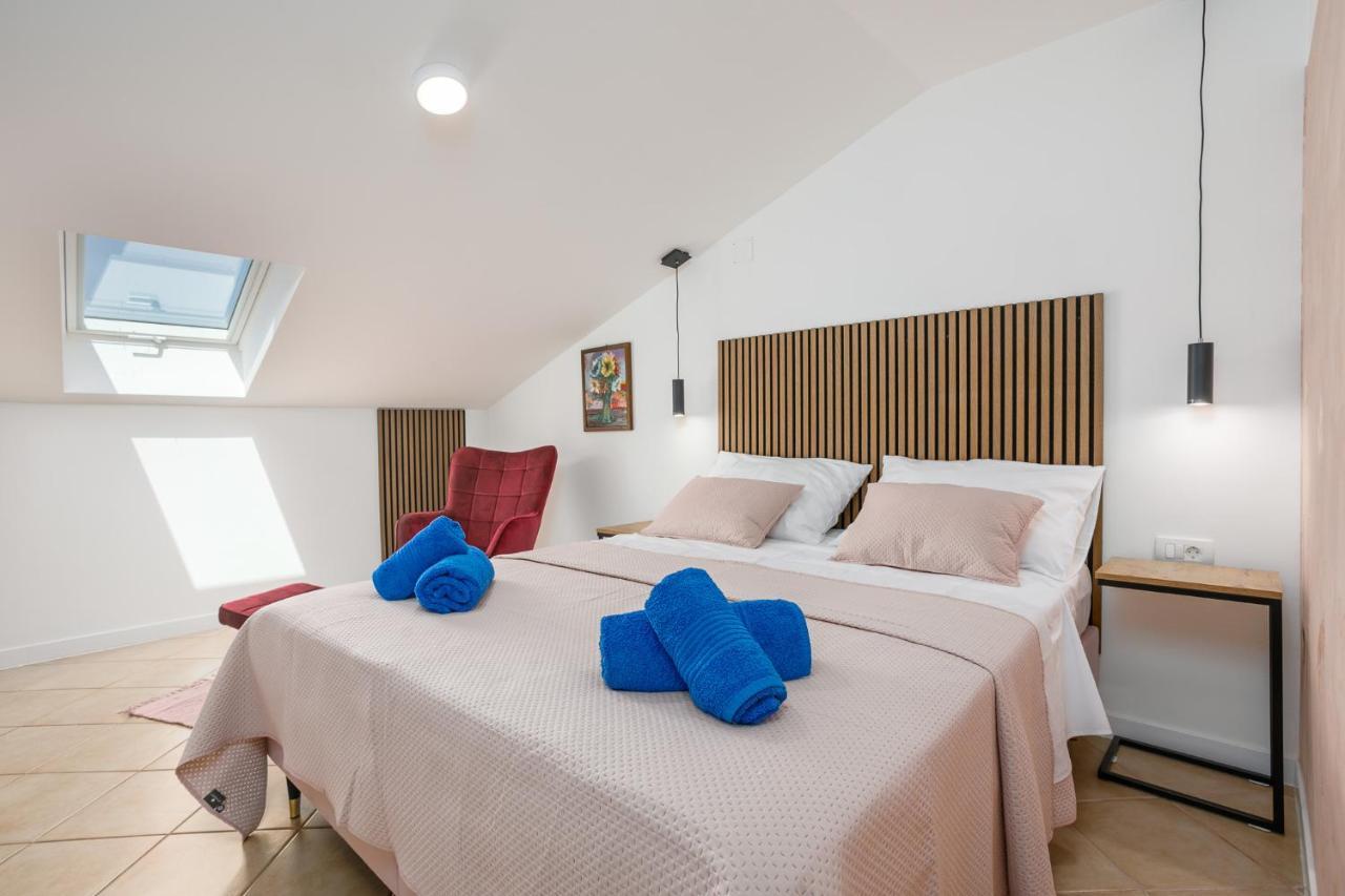 Apartmen Plus U Centru Blizu Plaze Nijvice Zewnętrze zdjęcie